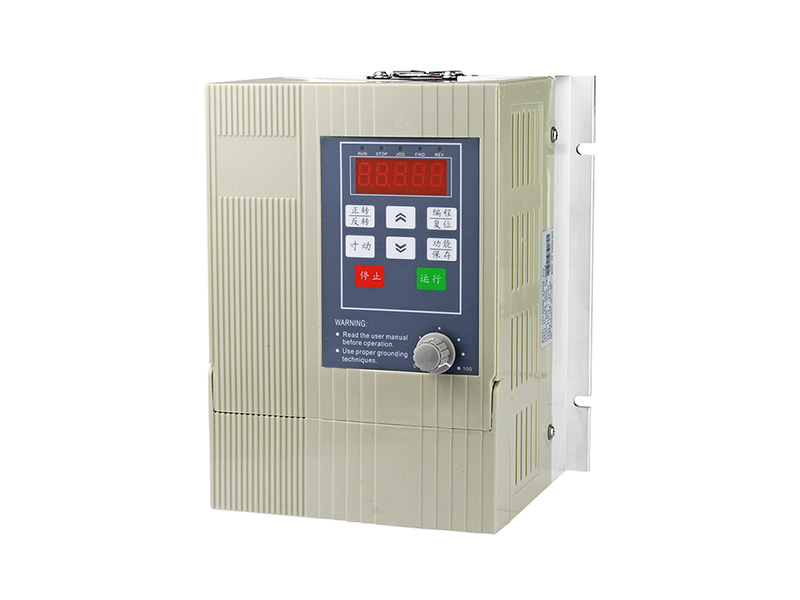 4000H通用變頻器，變頻器三相380V，變頻器廠(chǎng)家，電機(jī)變頻器